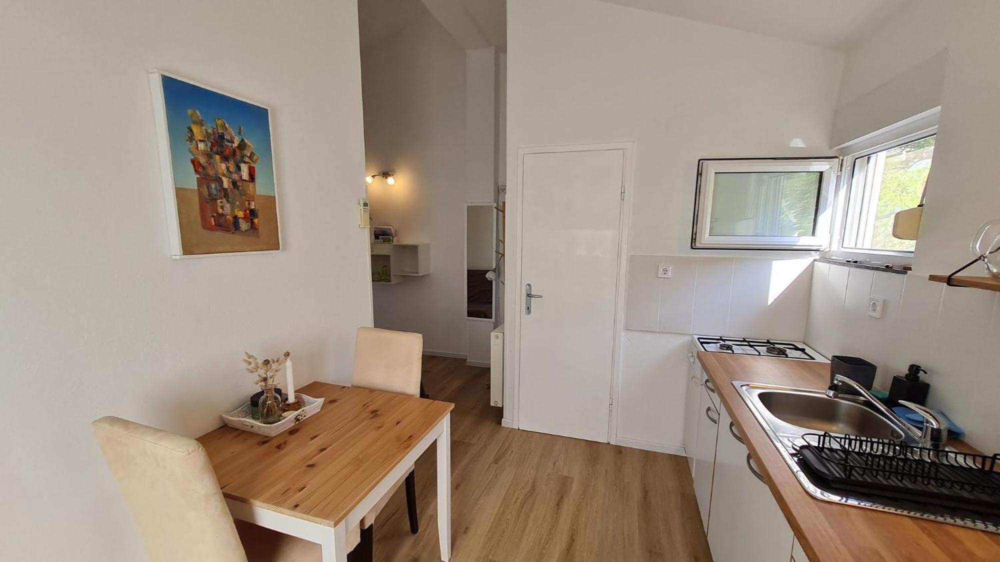 Apartmani Ela Prvić Luka Esterno foto